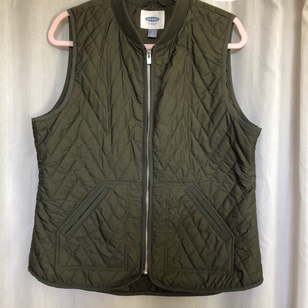 Old navy vest